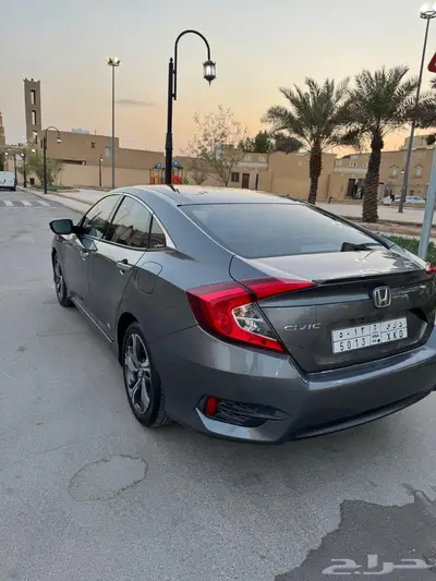 هوندا سيفيك 2020 بحالة ممتازة جد  ا 8