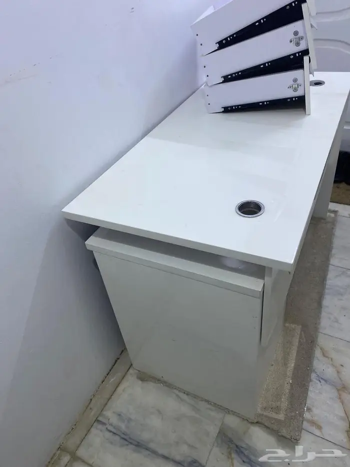 طاولات ( طاولة Pc) 0