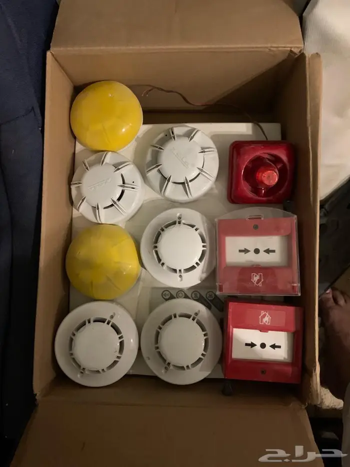 ادوات سلامة  للبيع 1