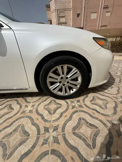 لكزس ES350 2015 5
