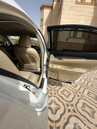 لكزس ES350 2015 7