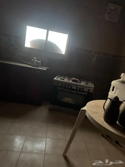 اثاث مستخدم للبيع 8
