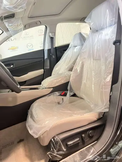 هوندا اكورد LX نص فل 2025 وستاندر 23