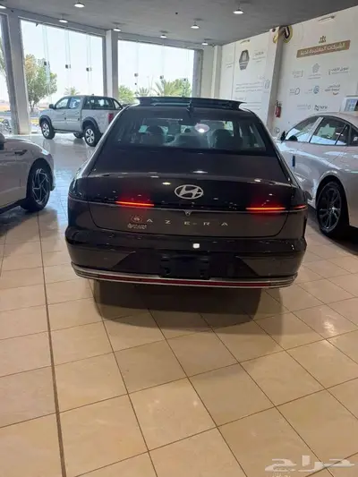 هيونداي ازيرا كلاسيك 2025 3