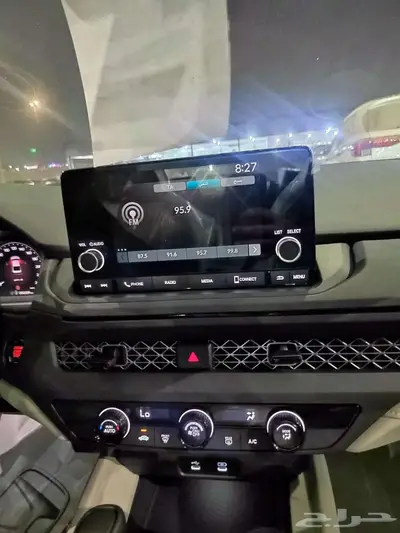 هوندا اكورد LX موديل 2025 11