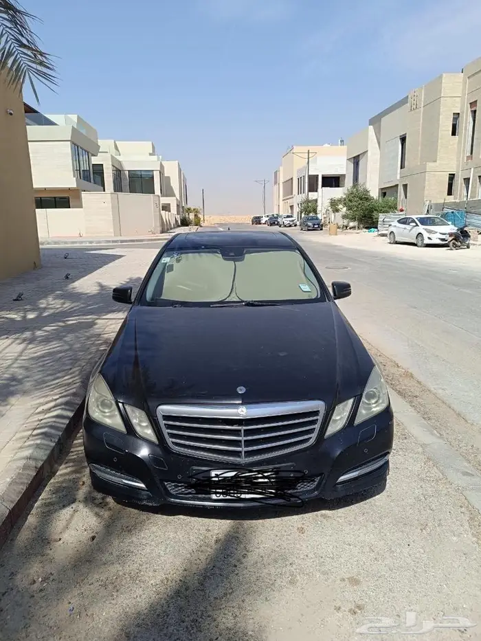مرسيدس E200 موديل 2011 11