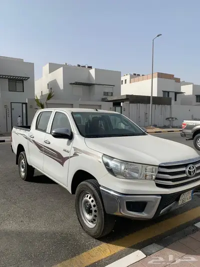 هايلوكس غمارتين دبل بنزين 2018 9