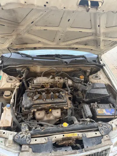 نيسان صني 2002 7