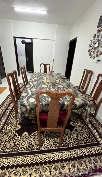 Dining table set (300sr) 1