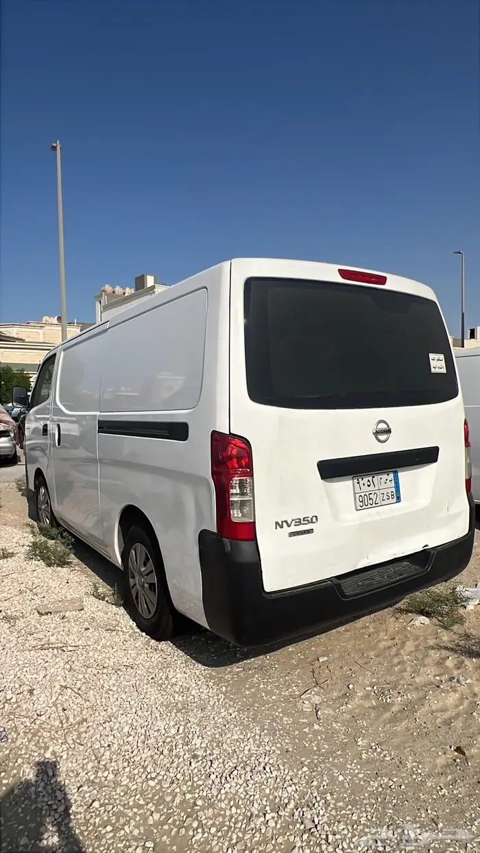 2021 نيسان أورفان بضاعه ديزل 4