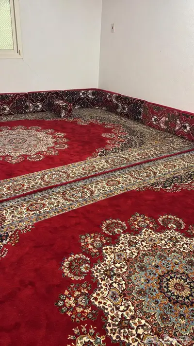 اثاث تراثي للبيع نظيف جدا 0