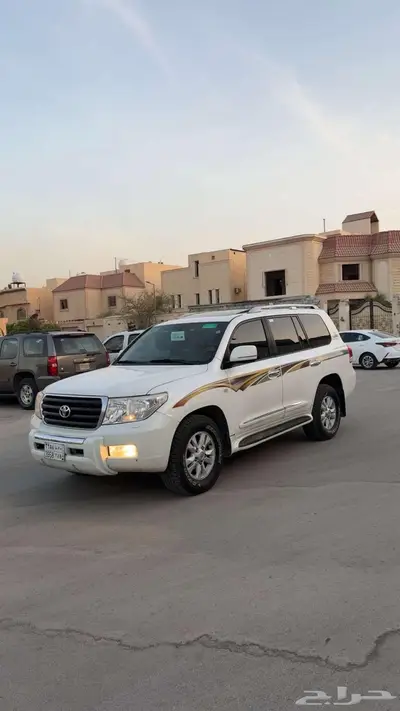 لاندكروزر 2008 3