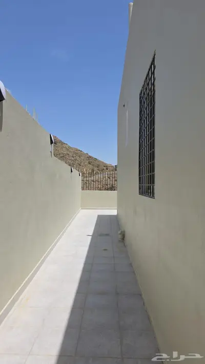 شقق للإيجار 23