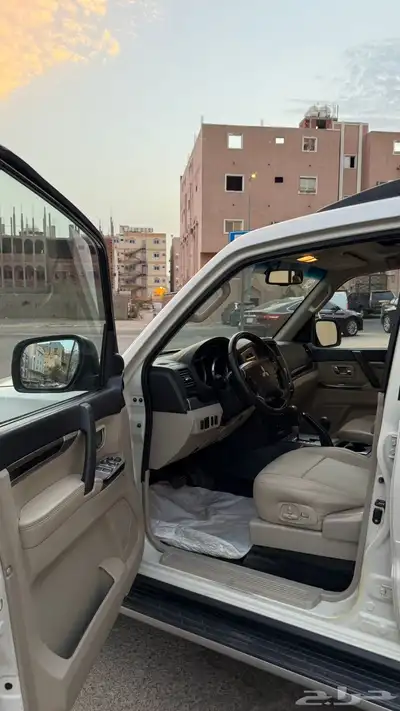 جيب ميتشوبيشي باجيرو 4