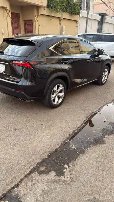 لكزس NX200 3