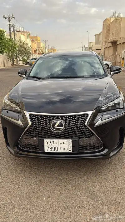 لكزس NX200 1