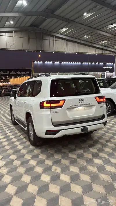 تويوتا لاندكروزر L2 مديل 2024 سعودي بنزين بطاقه 5
