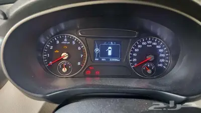 للبيع كيا سورينتو 2018 بنزين 6v 10