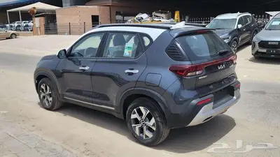 عروضنا حصريه كيا سونيت نص فل2023 القيادة لللسيارات 1