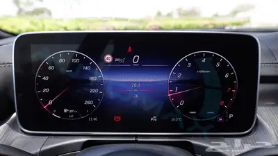 مرسيدس بنز c200 premium plus 2025 خليجي اصفار مع ضمان الوكيل 6