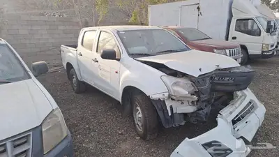 بكب غمارتين مصدوم ايسوزو 0