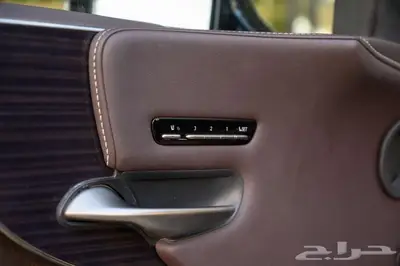 لكزس LS500 2020 13