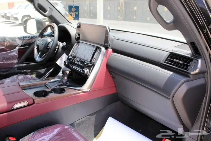 لكزس-LX600 BB -خليجي-2025-فل كامل -25 سماعه داخليه 17