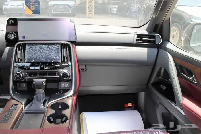 لكزس-LX600 BB -خليجي-2025-فل كامل -25 سماعه داخليه 11