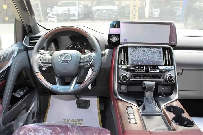 لكزس-LX600 BB -خليجي-2025-فل كامل -25 سماعه داخليه 5