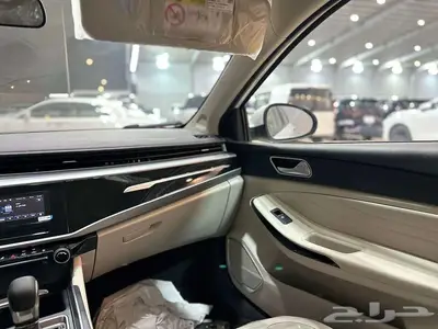 شيري اريزو 5 موديل 2025 سعر منافس لدى خالد للسيارات. 7