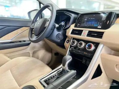 ميتسوبيشي اكسباندر كروس فل كامل 2025 . 8