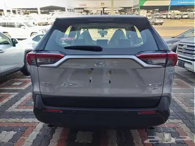 تويوتا راف فور 2025 XLE نص فل عبداللطيف جميل 16