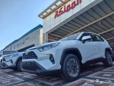 تويوتا راف فور 2025 XLE نص فل عبداللطيف جميل 5