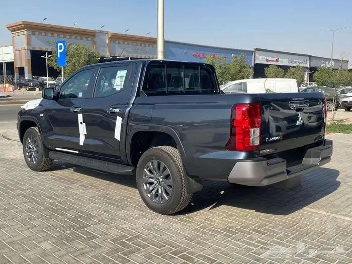 ميتسوبيشي L200 غمارتين دبل نص فل اوتوماتيك 2024 3