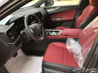لكزس NX 350 AA 2025 رمادي داخلي احمر 10