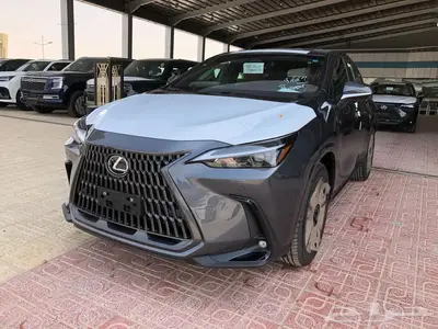 لكزس NX 350 AA 2025 رمادي داخلي احمر 0