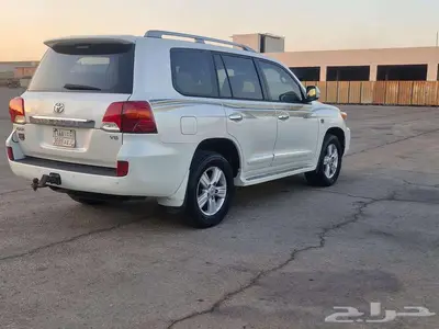 تويوتا لاندكروزر GXR 2015 ( الجبيل ) 2