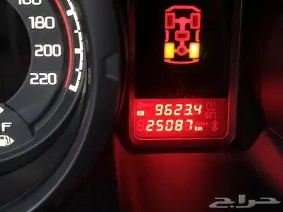 ميتسوبيشي باجيرو 2022 فل سعودي ممشي قليل مخزن 25 ألف 25