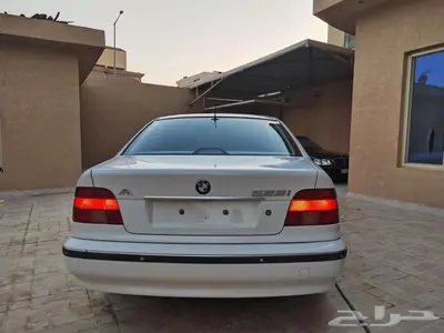 BMW 528 3