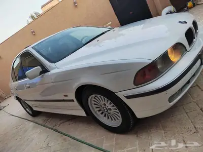 BMW 528 1