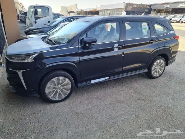 تويوتا فيلوز GLX 2025 2