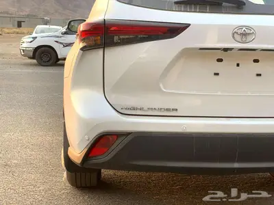 تويوتا هايلاندر GLE 2025 8