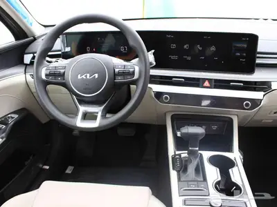 كيا K5 GL RETEL 2025 خصم خاص من الدمعان للسيارات 11