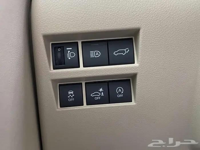 تويوتا لاندكروزر جي اكس ار L4 2025 كاش - اقساط 5