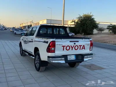 تويوتا هايلوكس فل كامل بنزين قير عادي 2020 10