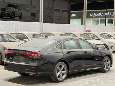 هوندا اكورد LX نص فل 2025 وستاندر 15