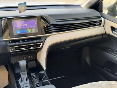 تويوتا كامري2025 بلسE هايبرد بالنقد والتقسيط 11