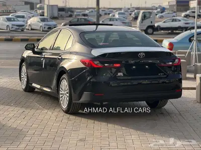 تويوتا كامري2025 بلسE هايبرد بالنقد والتقسيط 8