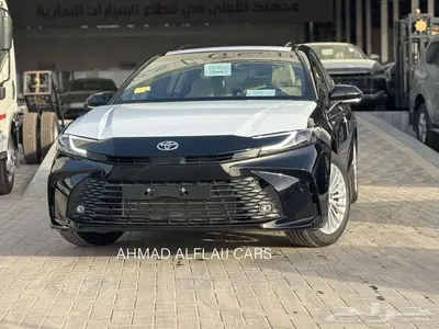 تويوتا كامري2025 بلسE هايبرد بالنقد والتقسيط 0