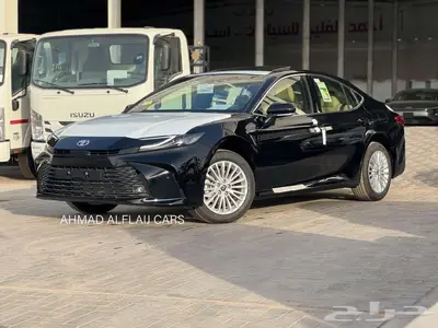 تويوتا كامري2025 بلسE هايبرد بالنقد والتقسيط 3